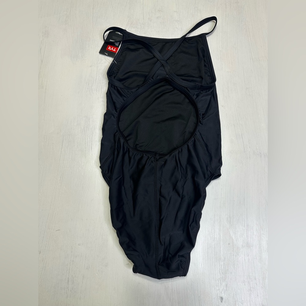 TYR Solid Diamondfit Black One Piece Swimsuit Size 34 NWT Chlorine Resist - Picture 2 of 10